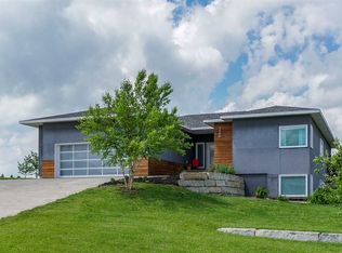 3508 Churchill Way, Manhattan, KS 66503