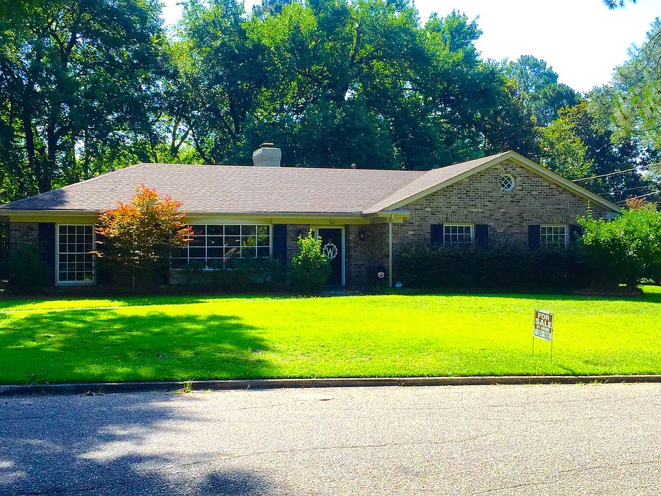1st image of 3021 Boxwood Dr