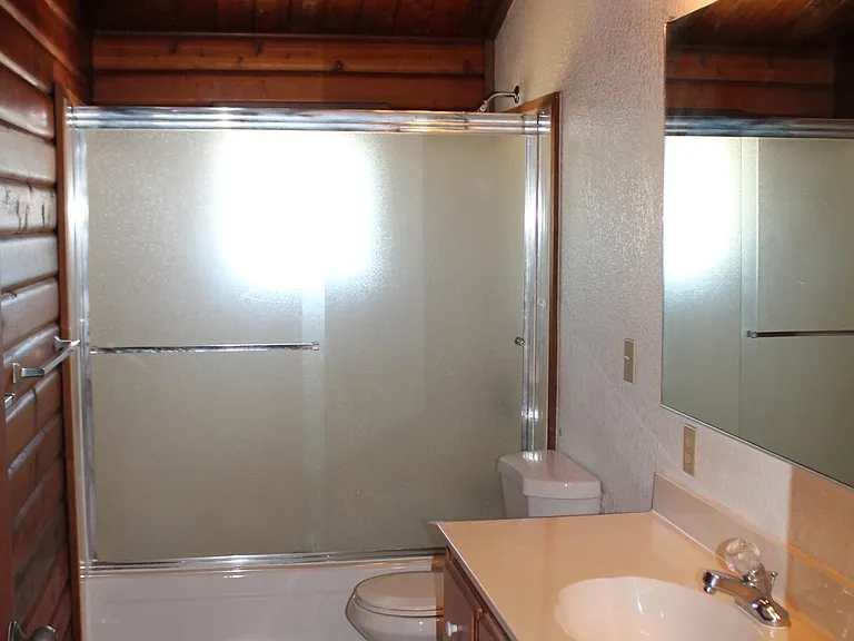 205 W Weimar Cross Rd — Photo 8
