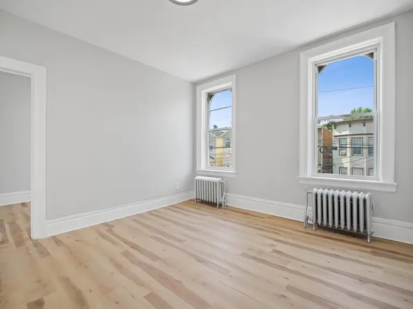 130 Wilkinson Avenue image 29 of 50