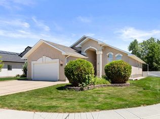 47 SW Taylor Ave SE, Medicine Hat, AB T1B4B7