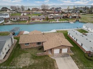 49680 Keycove Ct, Chesterfield, MI