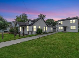915 Eleanor St #C, Houston, TX 77009