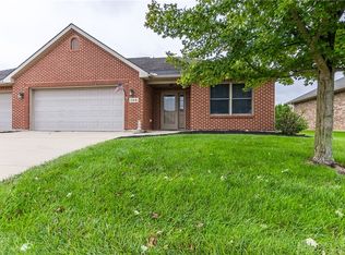 123 Pipers Pine Dr, Pleasant Hill, OH 45359