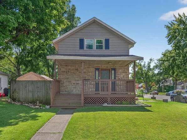 615 W 3rd St, Mishawaka, IN 46544