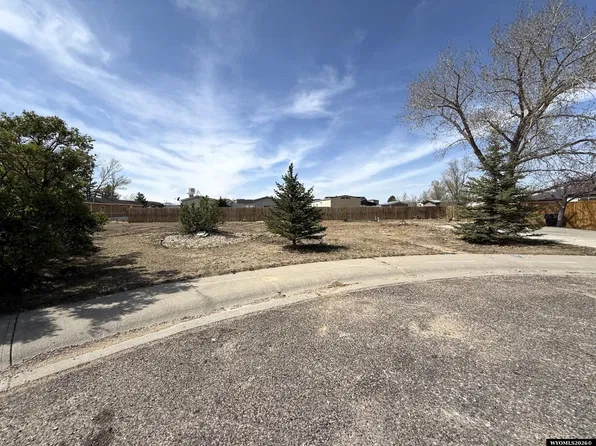 2355 W Mitchell Ct, Wheatland, WY 82201