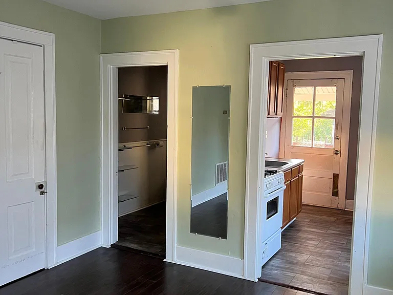 202 Linden Ln #3 — Photo 11