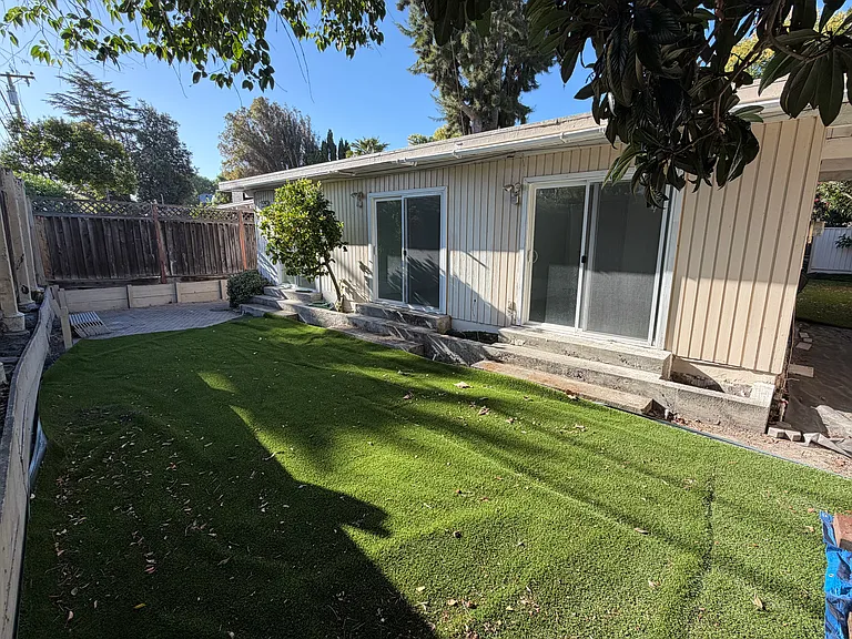 2439 Thaddeus Dr — Photo 4