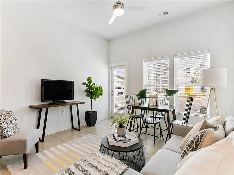 Ten-foot ceilings create a spacious room.