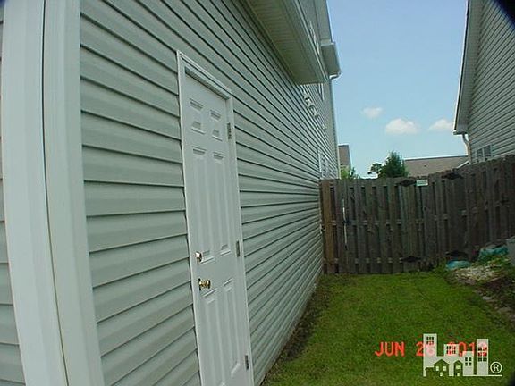 3rd image of 353 Hanna Dr