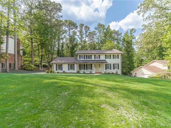 4367 Cedar Wood Dr SW, Lilburn, GA 30047
