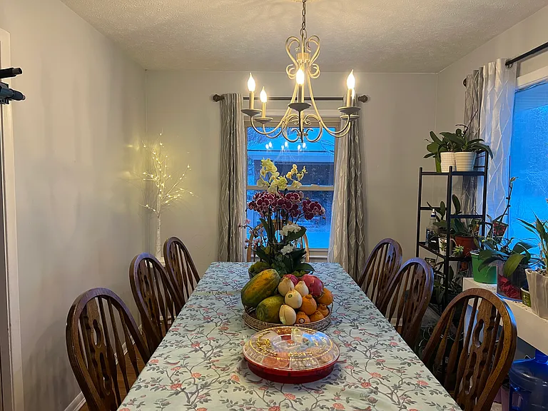 1730 Plymouth Ave SE — Photo 6