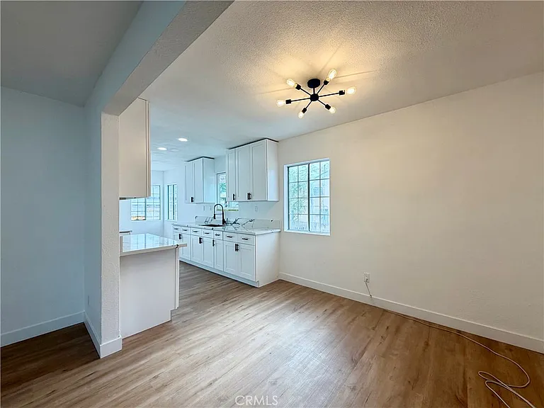 1356 W Trenton St #A — Photo 3