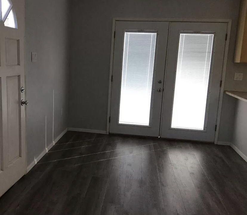 1st image of 4631 Conrad Ave #4633