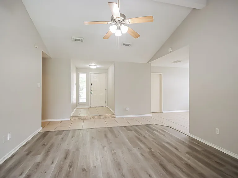 4306 Hickorygate Dr — Photo 4