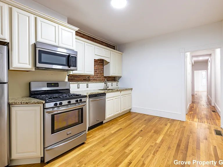 178 L St #1 — Photo 5