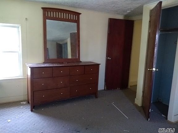 5th image of 94 Terry St