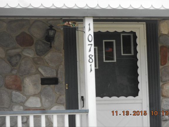 4th image of 10781 Lawndale Dr