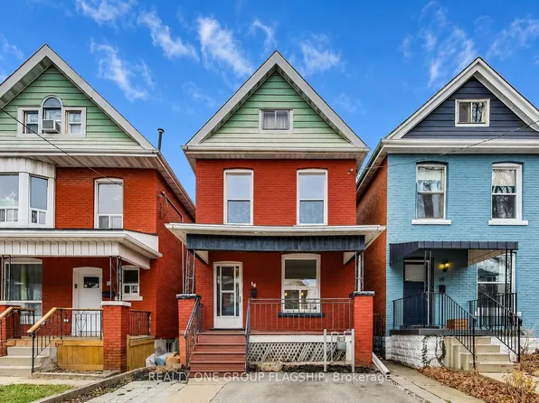 16 Huntley St, Hamilton, ON L8L 5X7