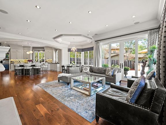 4th image of 15301 Robin Anne Ln