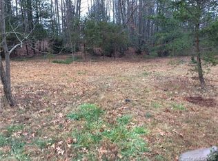 1420 Bear Paw Ln, Arden, NC 28704