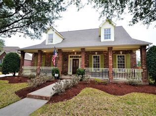 8642 Wyndham Village Dr, Jersey Village, TX 77040