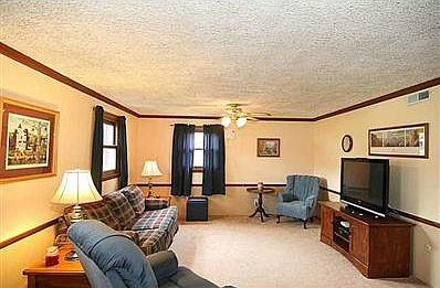5th image of 7001 Maryvale Ct