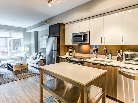 2nd image of 450 K St NW APT 1007