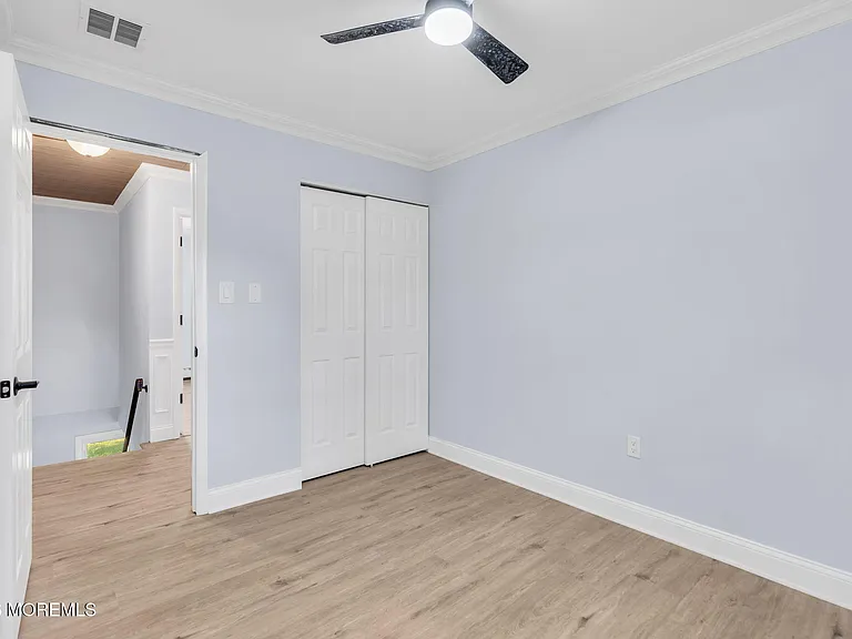 32 Belmont Ave — Photo 17