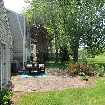 4th image of 132 Woodside Ct