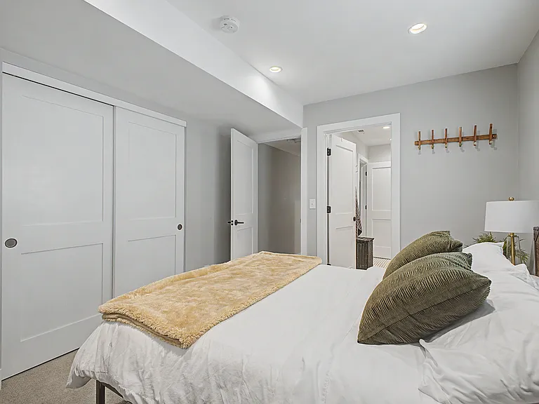 1371 Raleigh St — Photo 32