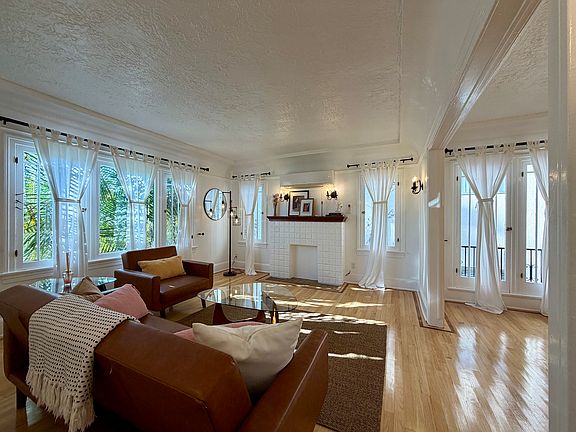 2nd image of 837 5th St #837A