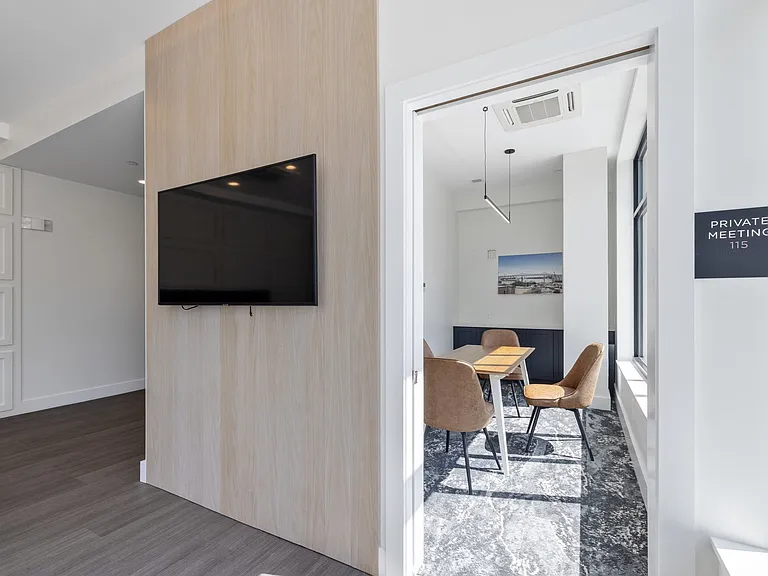 301 Border St #508 — Photo 12