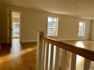 108 South St #A, Oyster Bay, NY 11771