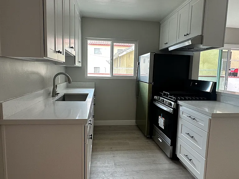 632 Tularosa Dr #2 — Photo 5