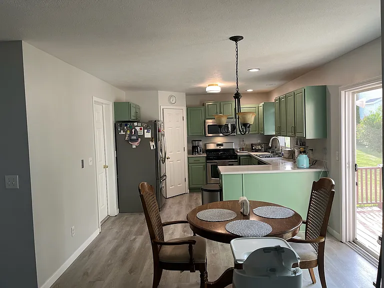 2321 Oakwood Park Dr — Photo 4