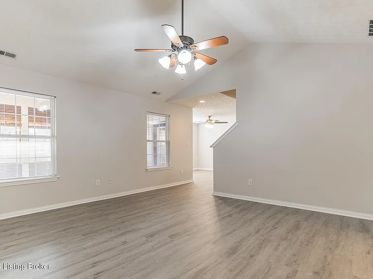 7121 Blue Stream Ct — Photo 5