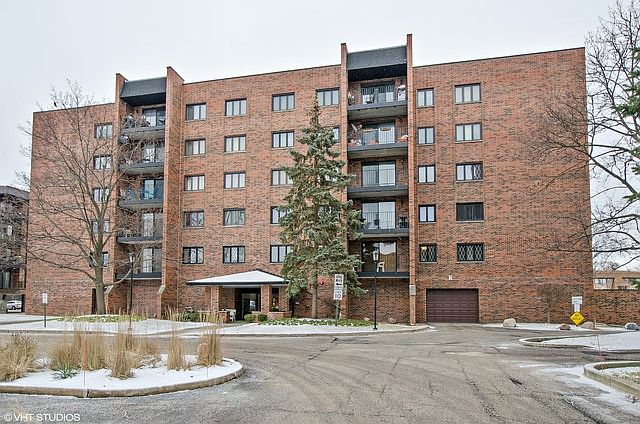 1st image of 9346 Landings Ln Unit 203
