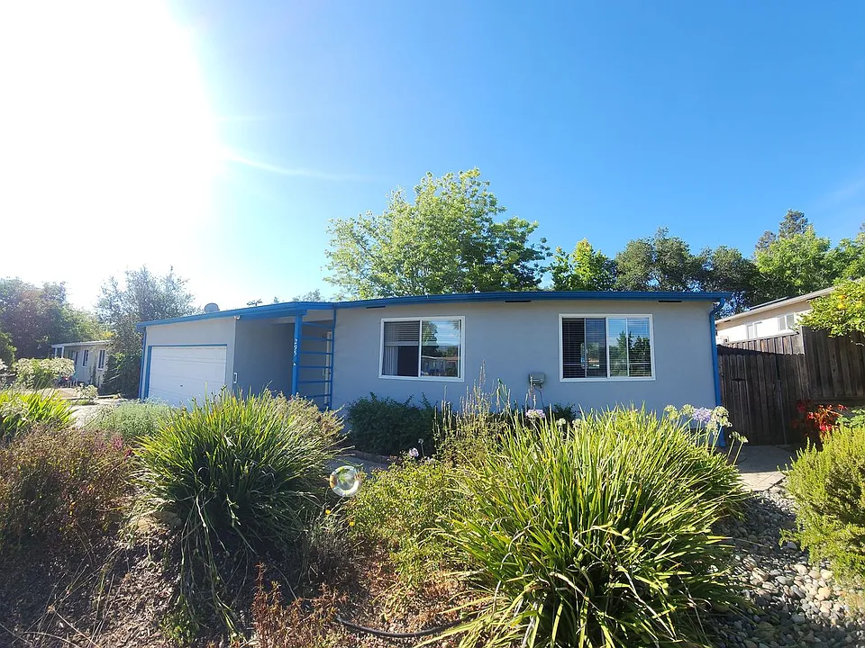 295 Cerro Romauldo Ave #297