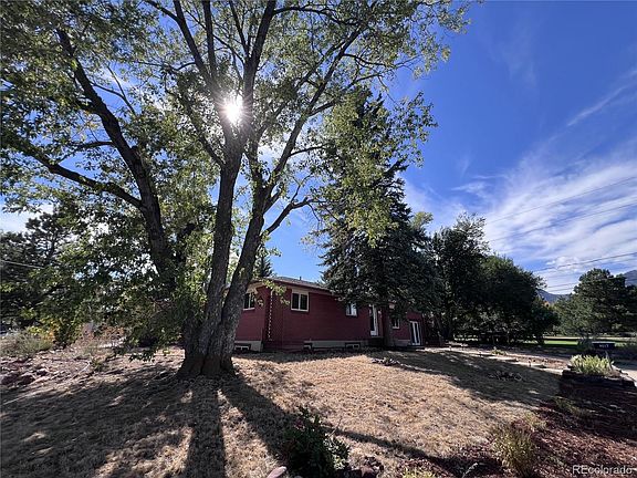 3rd image of 4617 Gordon Drive