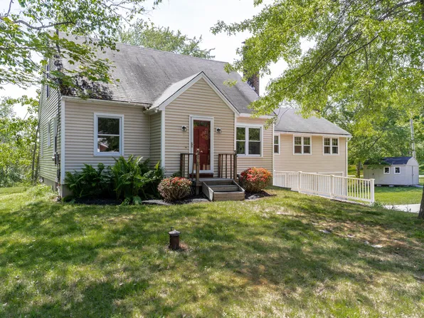 78 Blanchard Road Road, Cumberland, ME 04021