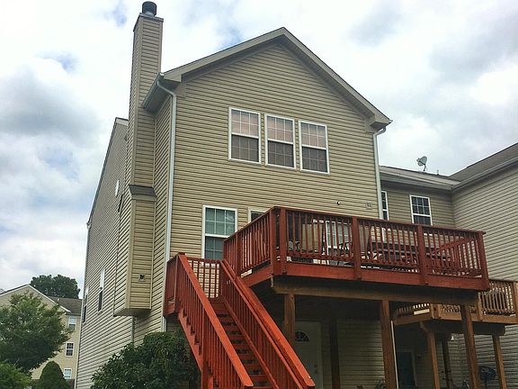 3rd image of 922 Monet Dr