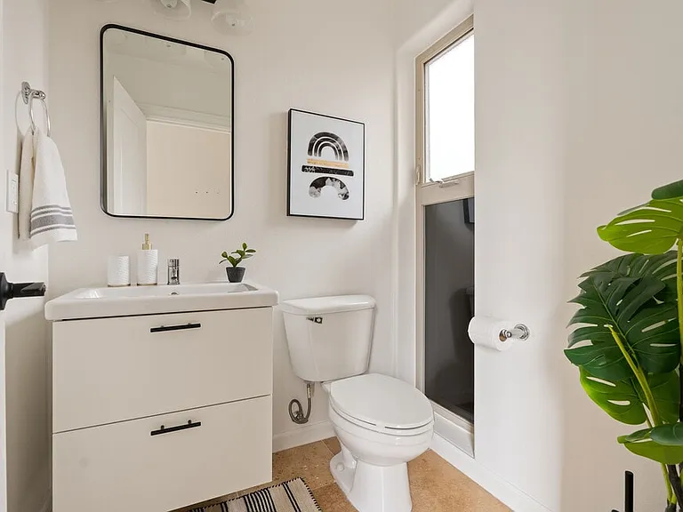 17040 SW Whitley Way #200 — Photo 3