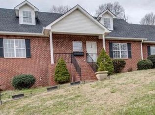 2016 Dorchester Dr, Lebanon, TN 37090