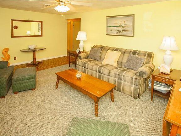 3rd image of 2221 Widgeon Ln
