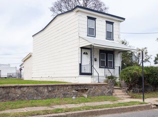 14 W 6th St, Marcus Hook, PA 19061