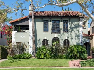 141 N Mansfield Ave, Los Angeles, CA 90036