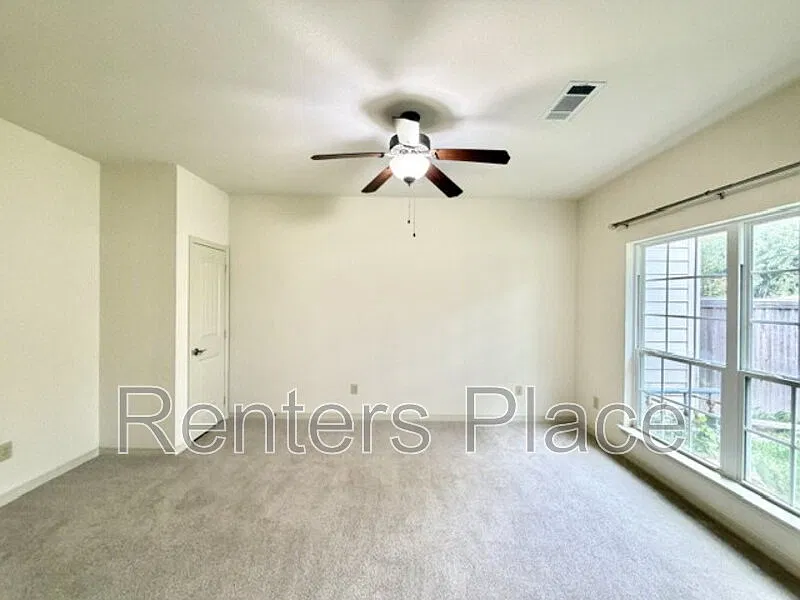 2 bed, 2.0 bath, 1525 sqft, $1,795 — Photo 4
