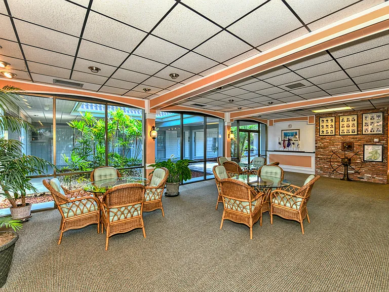 4320 Falmouth Dr #B105 — Photo 159