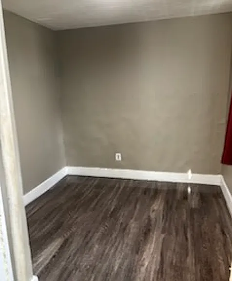 618 Central Ave N #2 — Photo 4